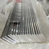 批发导电铝排铝母线 精密母线槽5线250A 光伏设备铝母线销售